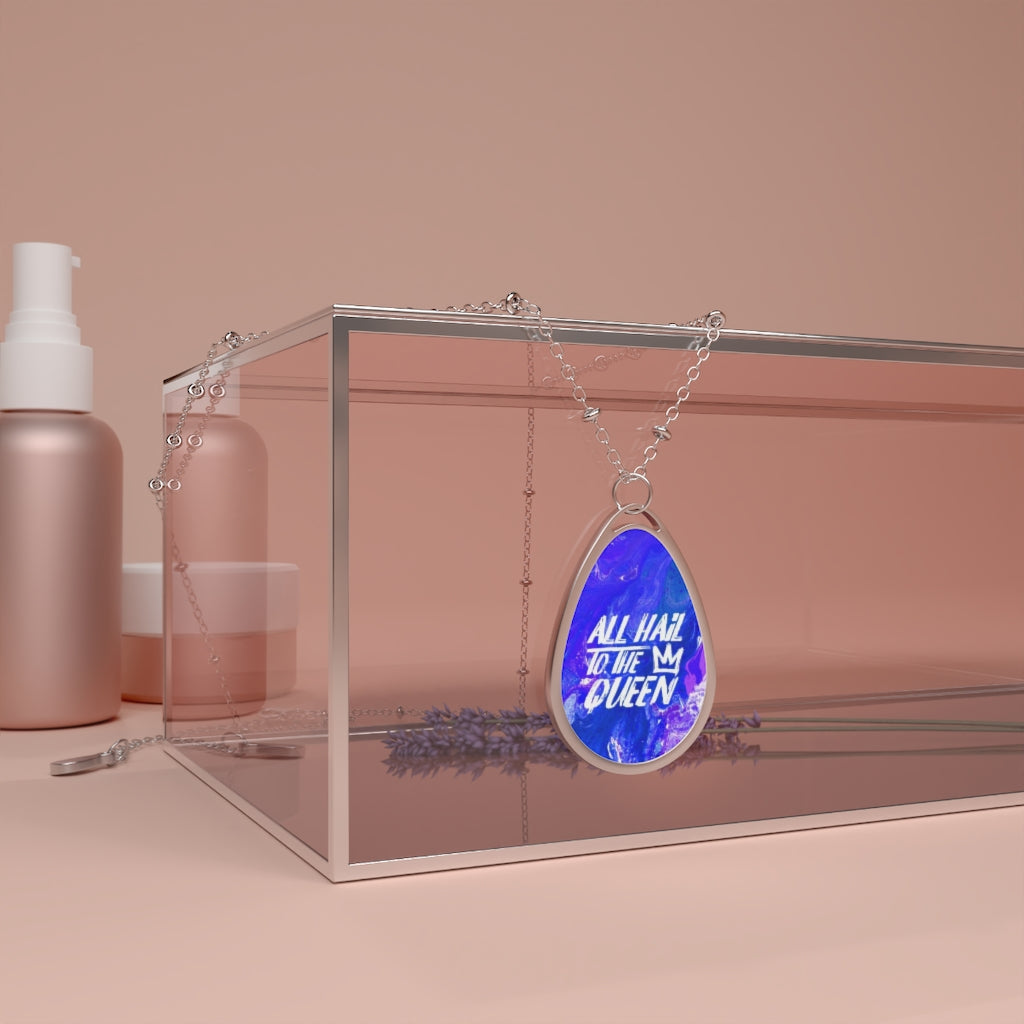 ALL HAIL TO THE QUEEN Oval Necklace