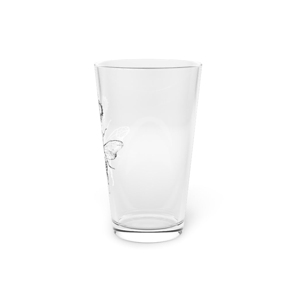 QB CLASSY QUEEN BEE PINT GLASS