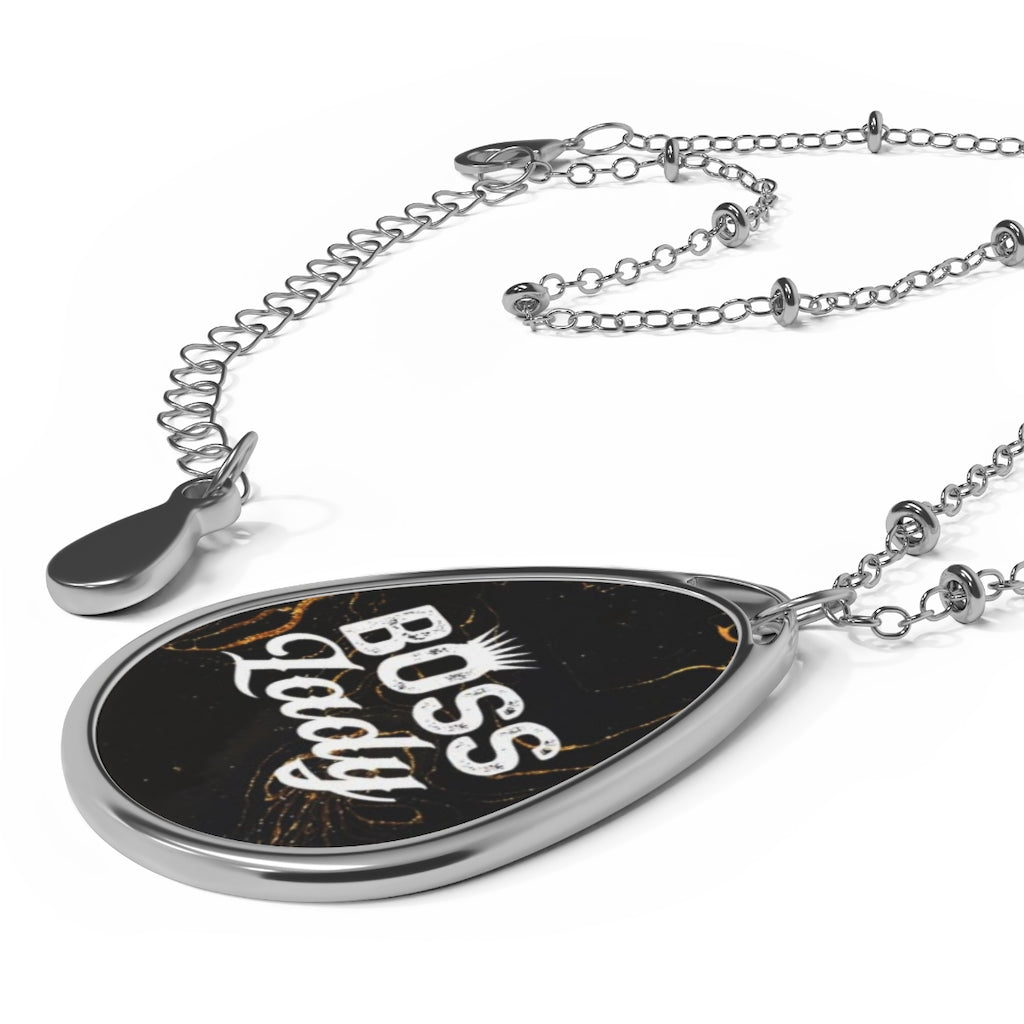BOSS LADY Oval Necklace