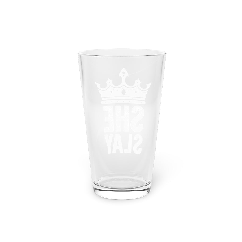 SHE SLAY PINT GLASS