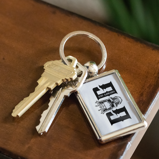 GRUMPY SKULL KEYCHAIN