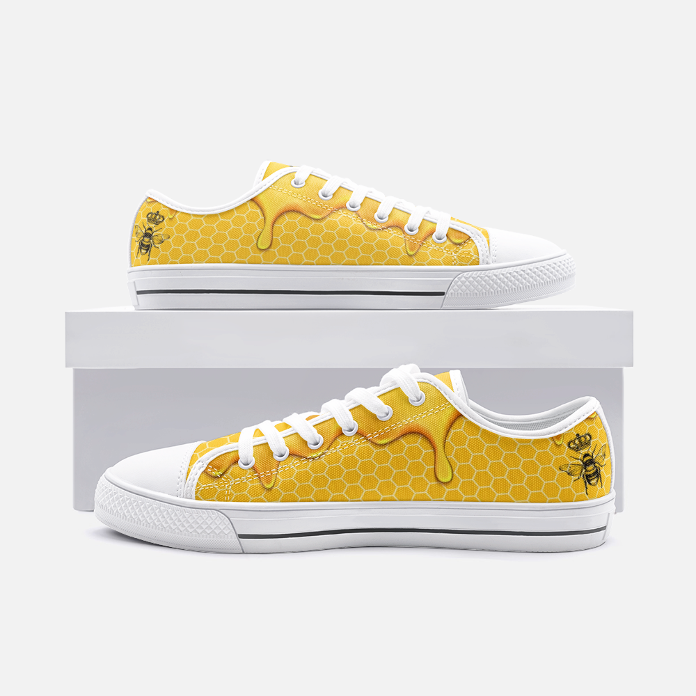 QB CLASSY QUEEN BEE Low Top Canvas Shoes