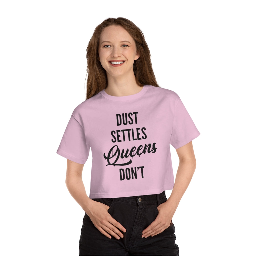 QUEENS DON'T SETTLE Champion Women's Heritage Cropped T-Shirt