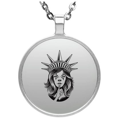 LISTEN TO THE QUEEN Necklace