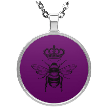 QB CLASSY QUEEN BEE NECKLACE