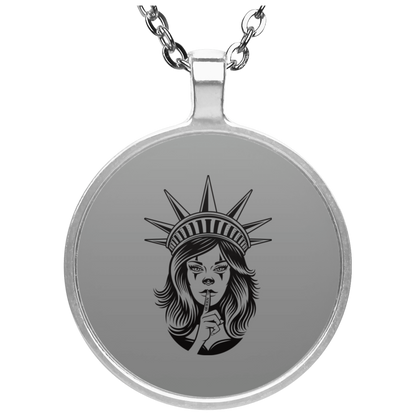 LISTEN TO THE QUEEN Necklace