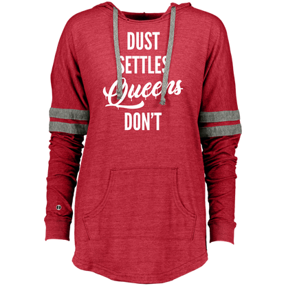 QUEENS DON'T SETTLE Hooded Low Key Pullover